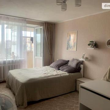 Продаж 1к Квартира Академіка Глушка проспект