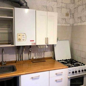 До вашої уваги хороша 2к, супер хороше розташування, індивідуалка