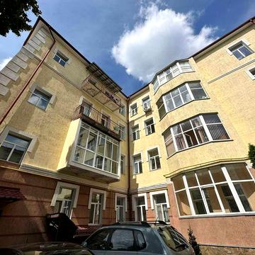 Продам  хорошенькую  квартиру  у самому ЦЕНТРІ міста!! ТОРГ!