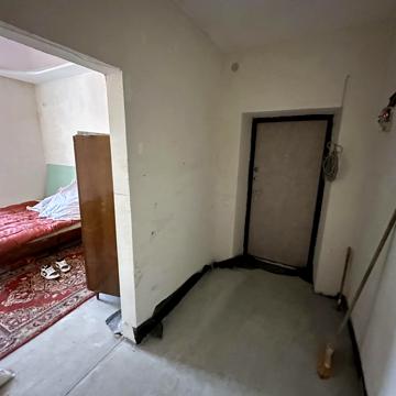 Космонавтів вул., 60