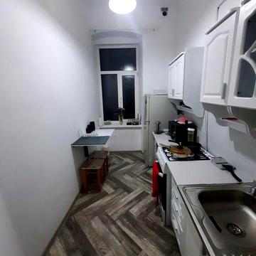 Продаж затишної 2-кімнатної квартири в центрі міста