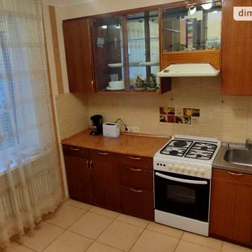 Продаж 3к Квартира Водопровідна вулиця