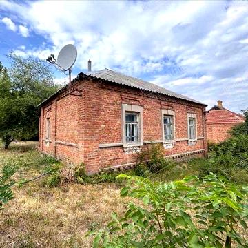 Будинок у центральній частині міста