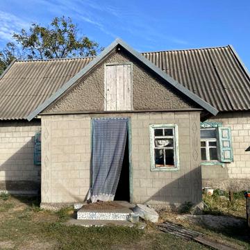 Продам дом в центре Куриловки