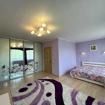 Продам 4к квартиру Гагарина Казакова Парк Правый берег