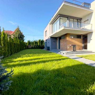Продаж котеджу,Зубра,200 кв.м.,вул. Івана Гонти (БЕЗ КОМІСІЇ).Є ВІДЕО