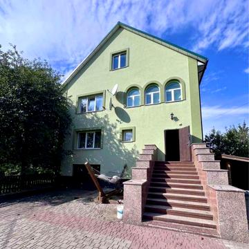 Продаж добротного будинку на Басів Куті