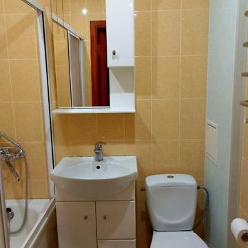 Довгострокова оренда 1к Квартира Небесної сотні вулиця