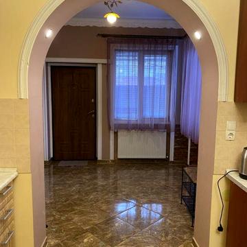Продається будинок в Берегові