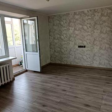 Продам двокімнатну квартиру