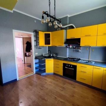 Продам 3 комнатную крупногабаритную квартиру