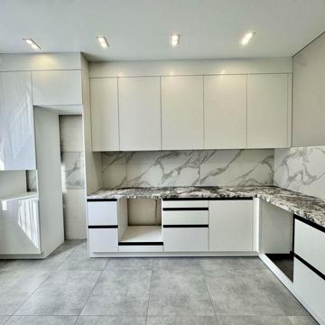 Продаж 2к квартири 65 кв. м на вул. Шевченка