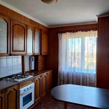 Продаж 3к Квартира Першотравнева вулиця