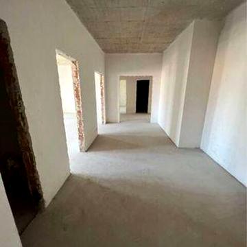 Продам квариру , ул.Кузнечная 22 167кв.м. Центр города