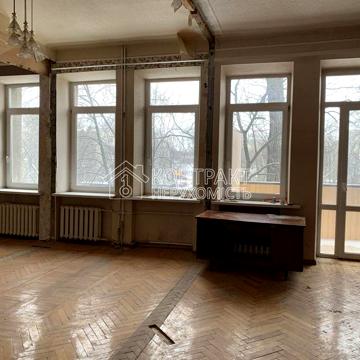 Продам 3-4-комнатную квартиру сталинка Центр Чернышевская