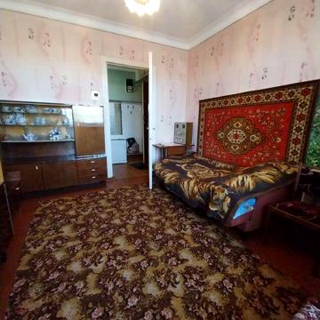 Продам 3 квартиру, на 3 поверсі, в самому центрі міста.