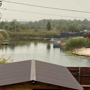 Будинок в кооп Славутич з виходом до води