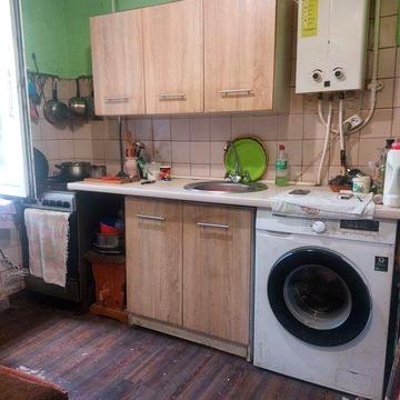 Продам 2-х ком квартиру Правый берег Сталинка
