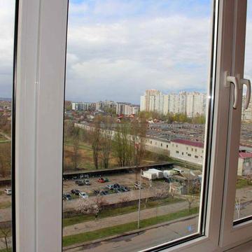 3-х кімнатна  квартира на Радунській, 16