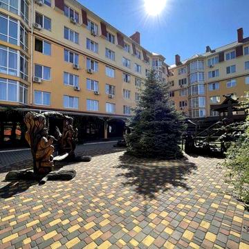 Продам велику квартиру в ЖК Київський маєток. ЖК Київський маєток