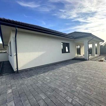 Продаж Американки Компотний район вул.Загорська м.Ужгород Нікітіна