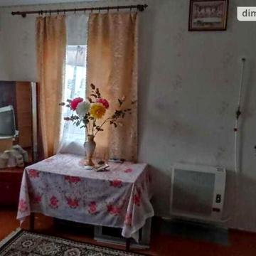 Продаж 3к Дім Центральна вулиця