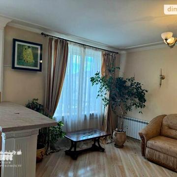 Довгострокова оренда 1к Квартира Листопадова вулиця