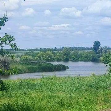 Продам дом 12 км.от Шевченк.р. 200 м от воды!