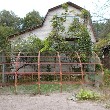 Продам 2-х пов цегляний дачний будинок і зем. ділянку 5 сот д\к Рижики
