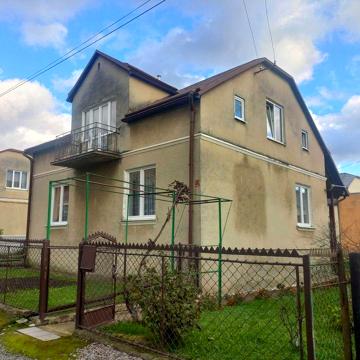 Продам житловий будинок м.Самбір