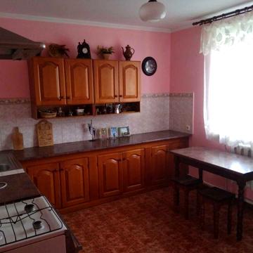 Продаж будинку, 2 пов. 240 кв.м. Без комісії! (5 хв. до центру пішки).