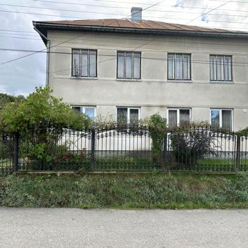 Продаж великого, добротного будинку в м. Галич