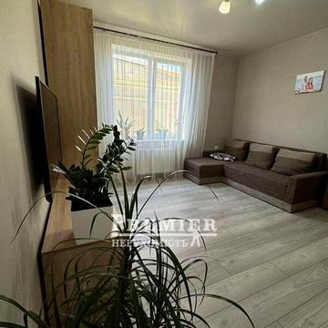 Продаж 2к Квартира вул. Берестейська