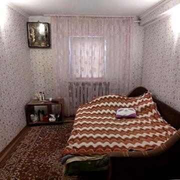 Продаж 5к Дім Хутірська вулиця