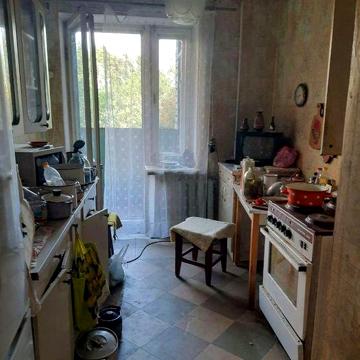 Продам 3к квартиру на жм Тополь-1