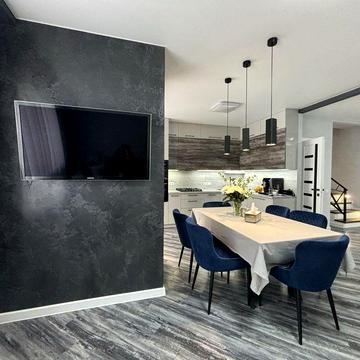 Євро3кімнатна квартира з якісними меблями, технікою ЖК Континент