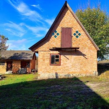 Продам цегляний будинок в селі Калинове без комісії