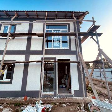 Таунхаус з великим подвірʼям введений в експлуатацію