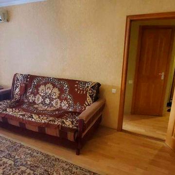 продам 1-комн квартиру Набережная