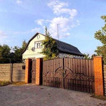 Продаж великого будинку в Мошнах по центральній вулиці