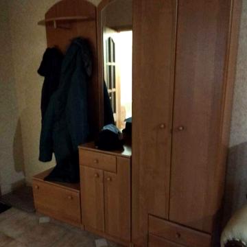Здається простора трикімнатна квартира на Позняках
