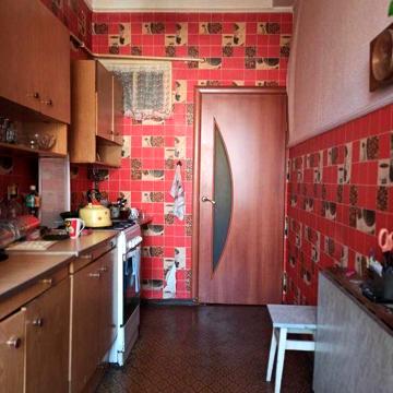 Продаеться двокімнатна квартира.   тел. 969708575 з 9:00 - 18:00