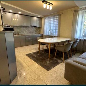 Продам 3к квартиру на ж/м Тополя-1
