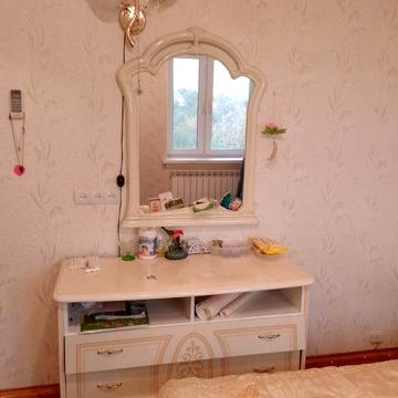 Частина будинку з гарним ремонтом в центрі міста