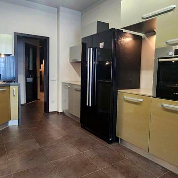 Продажа 2к квартира Артура Савельєва (Черняховського) вулиця