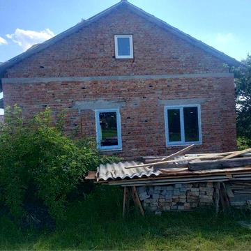 Продам недобудований будинок