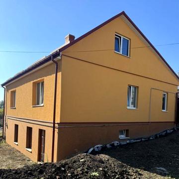 ^Продам будинок в центрі с.Здовбиця