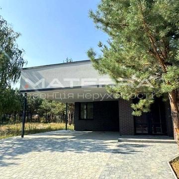 КМ Legit продаж одноповерхового будинку 147.5 м2 в сосновому лісі