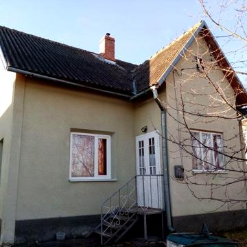 Продам будинок біля Трускавця з меблями