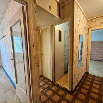 Продается двухкомнатная квартира на Дзержинке, ул. Бызова (бывш.Якира)